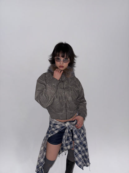 Command in color blouson