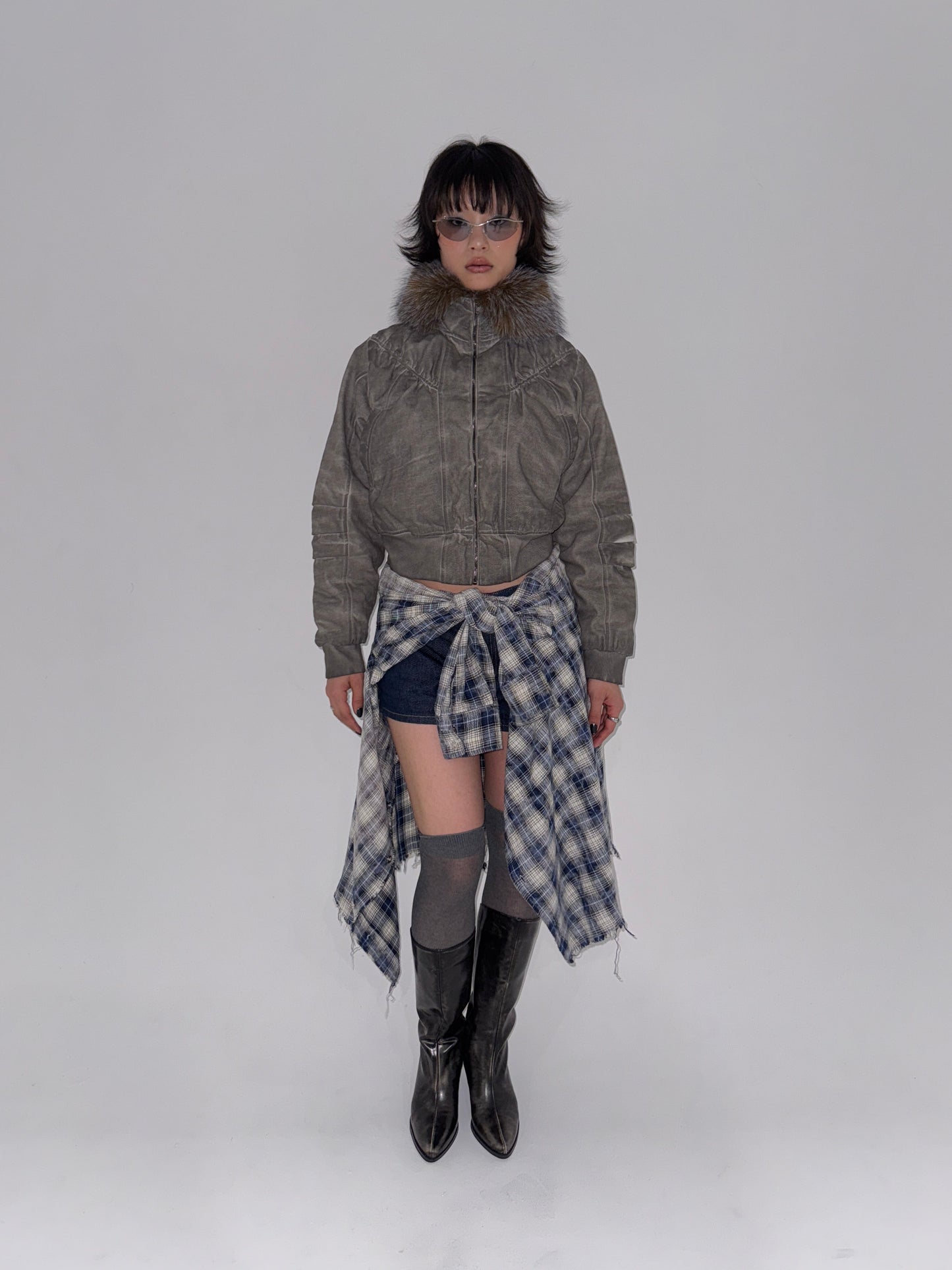 Command in color blouson