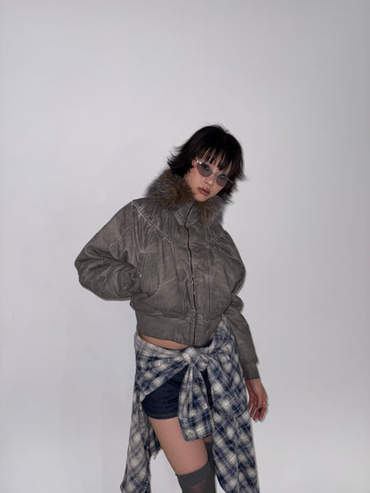 Command in color blouson