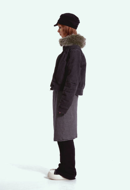 Command in color blouson