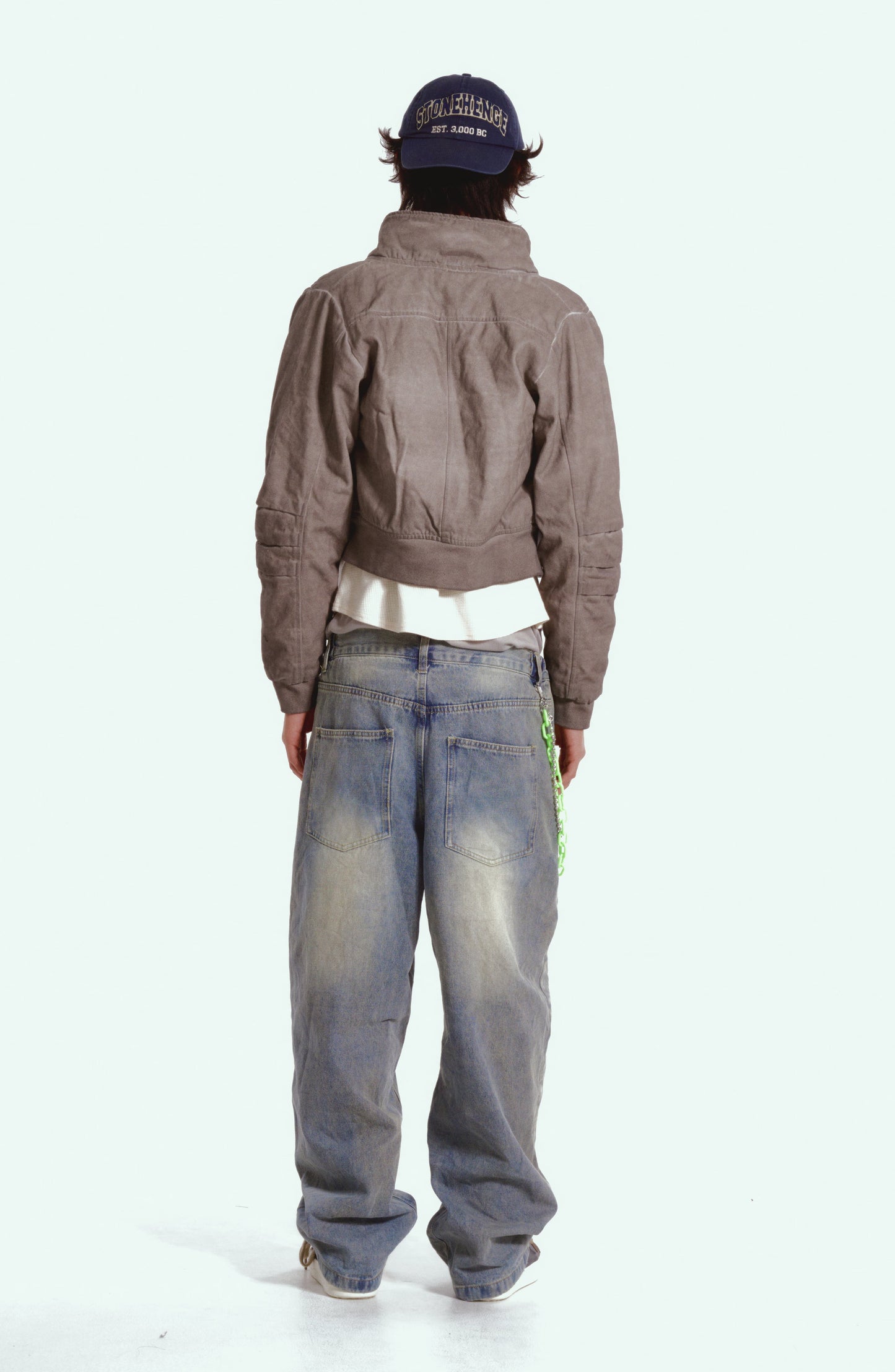 Command in color blouson